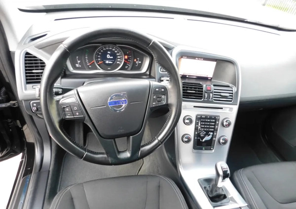 Volvo XC 60 cena 69980 przebieg: 183000, rok produkcji 2017 z Gozdnica małe 352